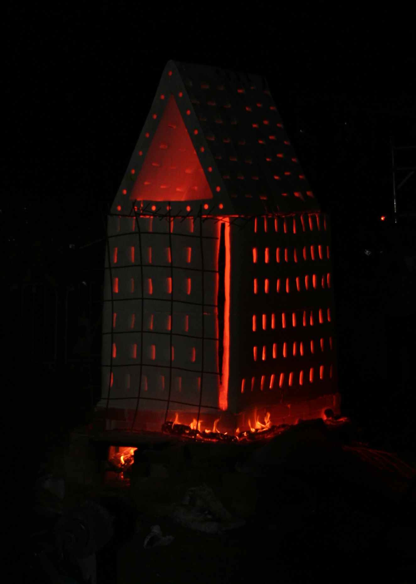 Red hot ceramic form unveiled