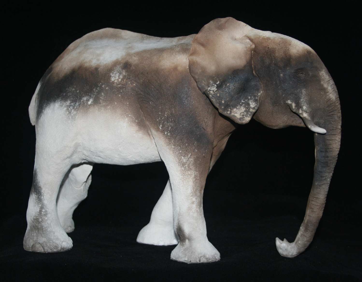 smoke-fired elephant h: 260mm