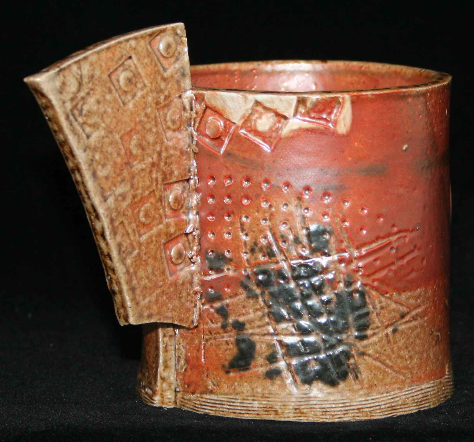 Salt-glaze slipware mug 1